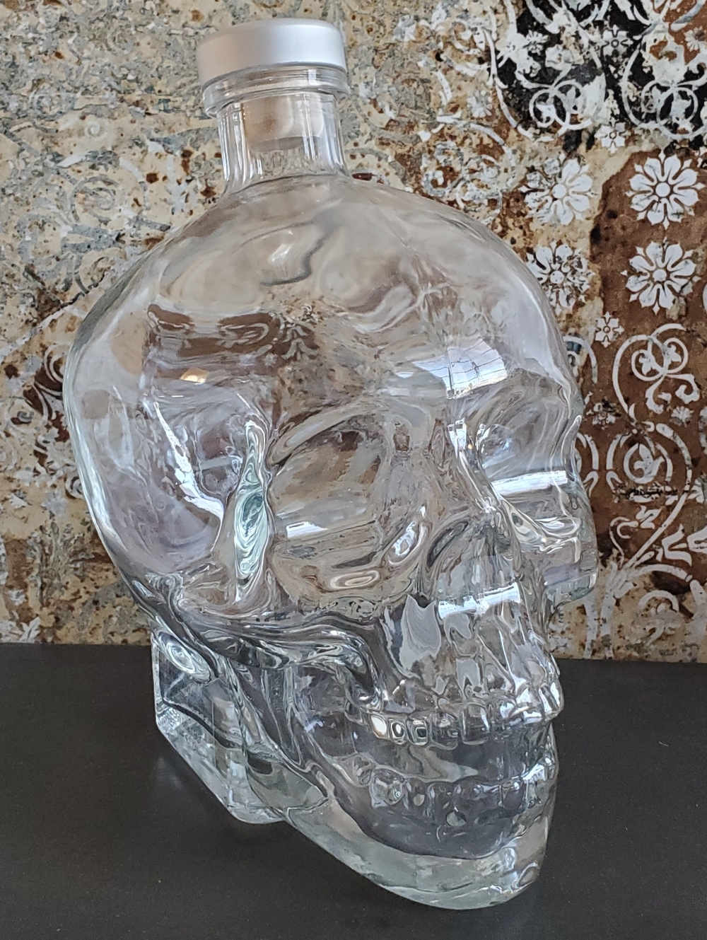 Crystal Head Vodka EMPTY Clear Skull Bottle w/Lid Cork 1.75 L Halloween Skeleton